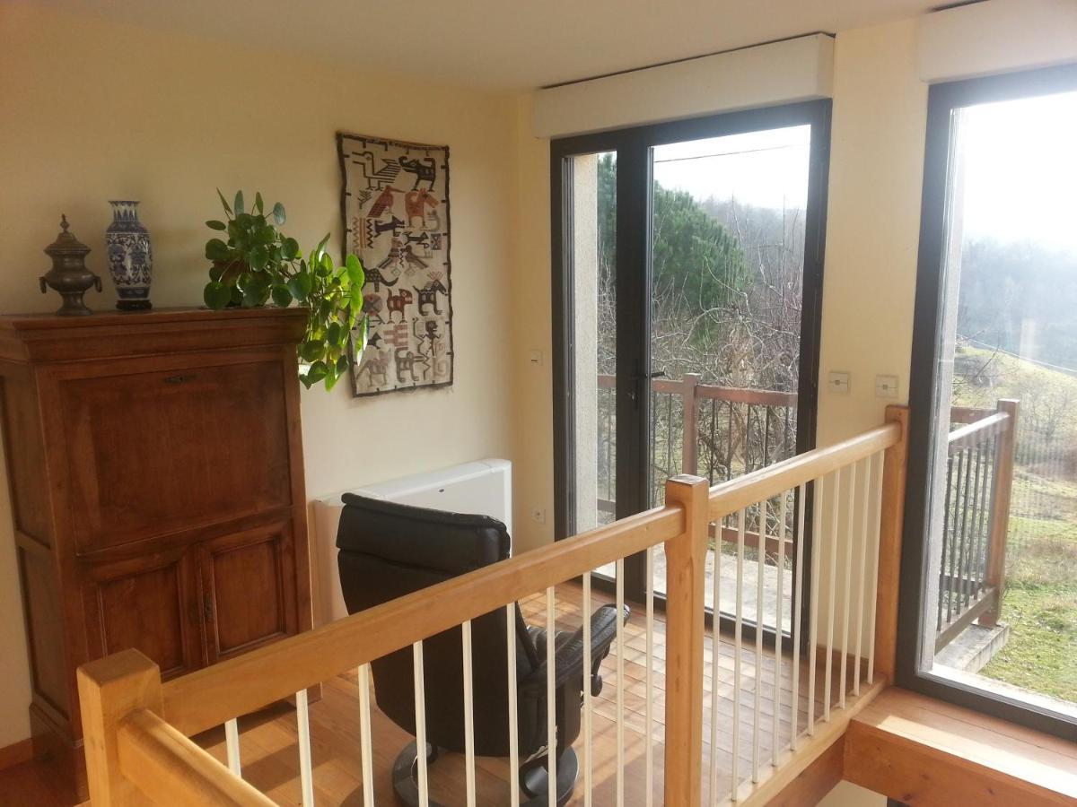 Maison sur la colline cheminée WIFI proche Thermes Aubin  Extérieur photo
